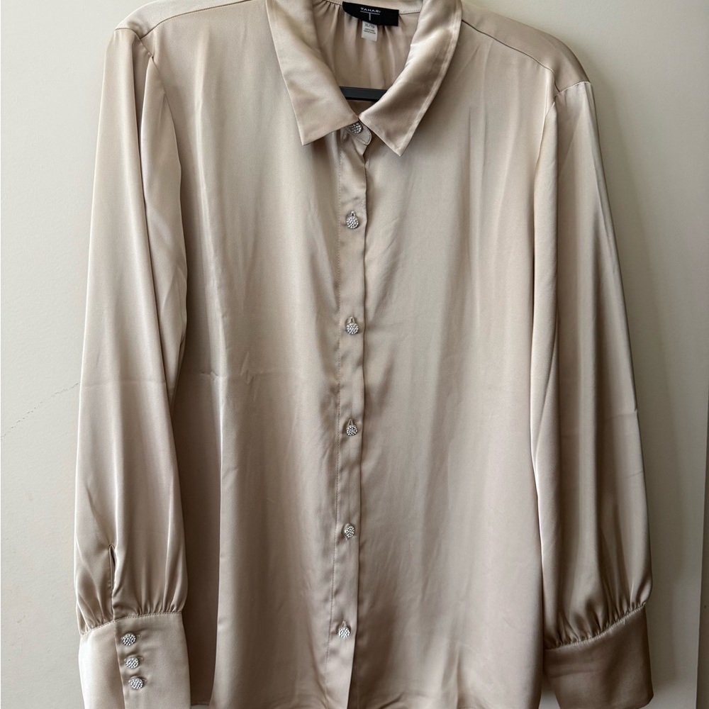 NWOT Tahari Gold Blouse